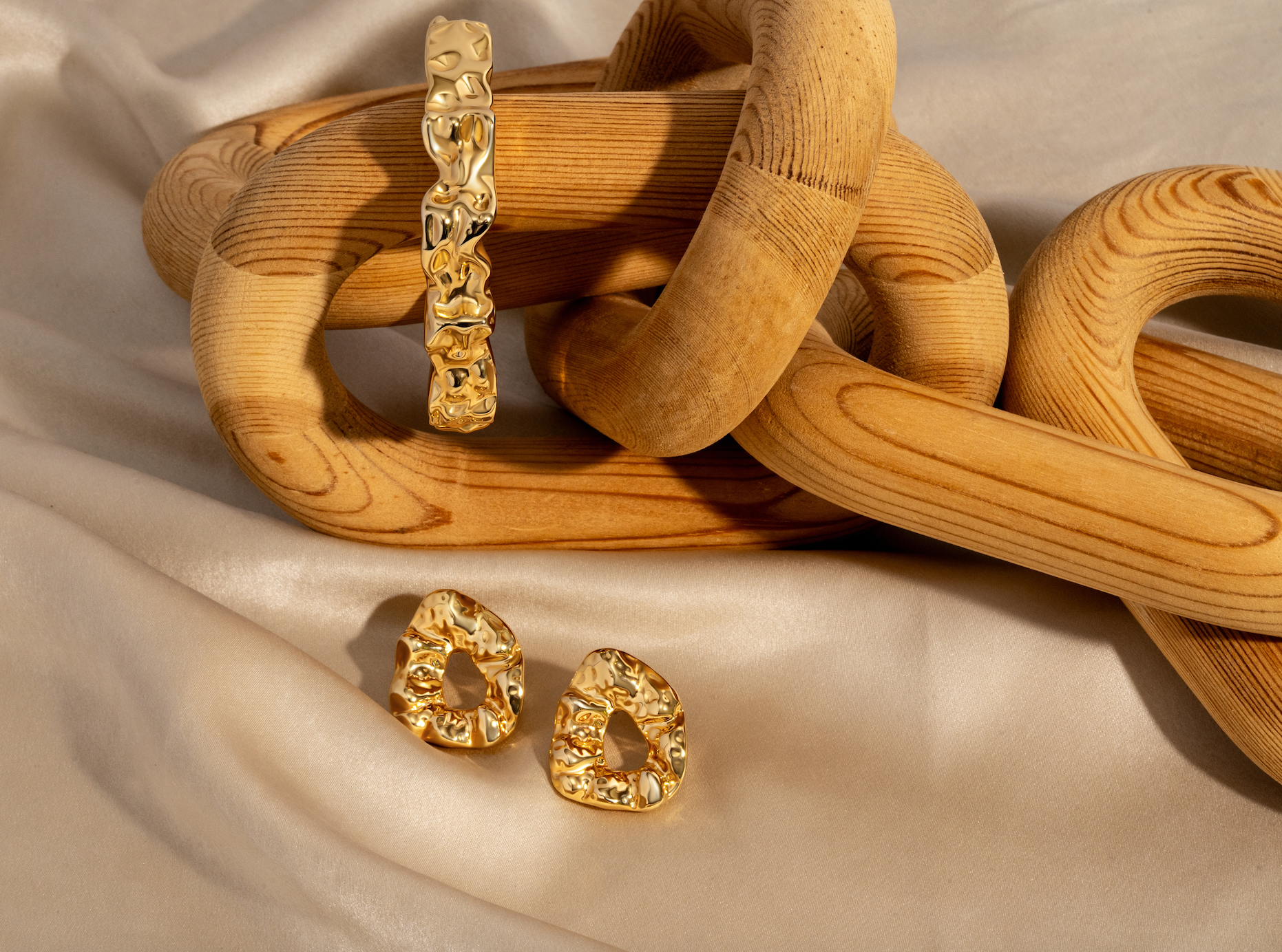 Nathalia Sculpted Hammered Earrings-2